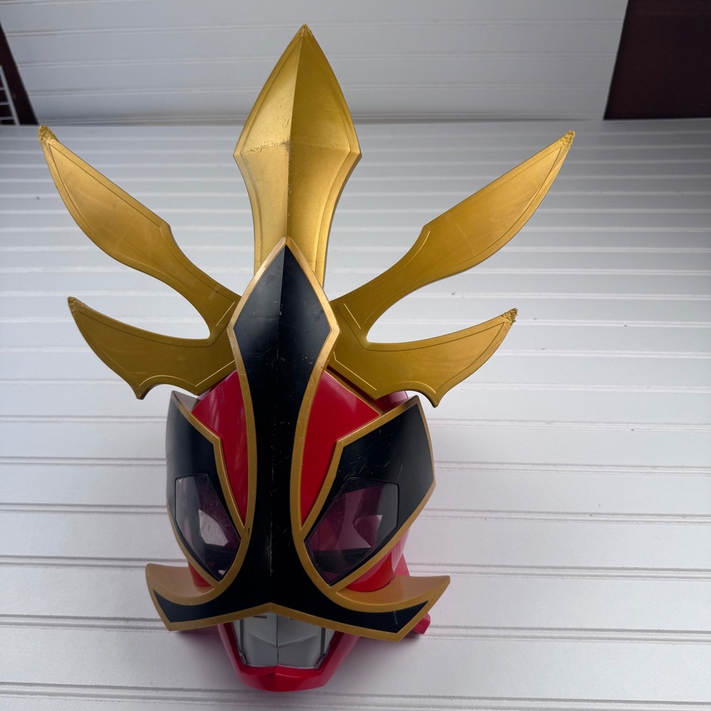 Power Rangers Red Deluxe Super Samurai 2011 Talking Mask Helment